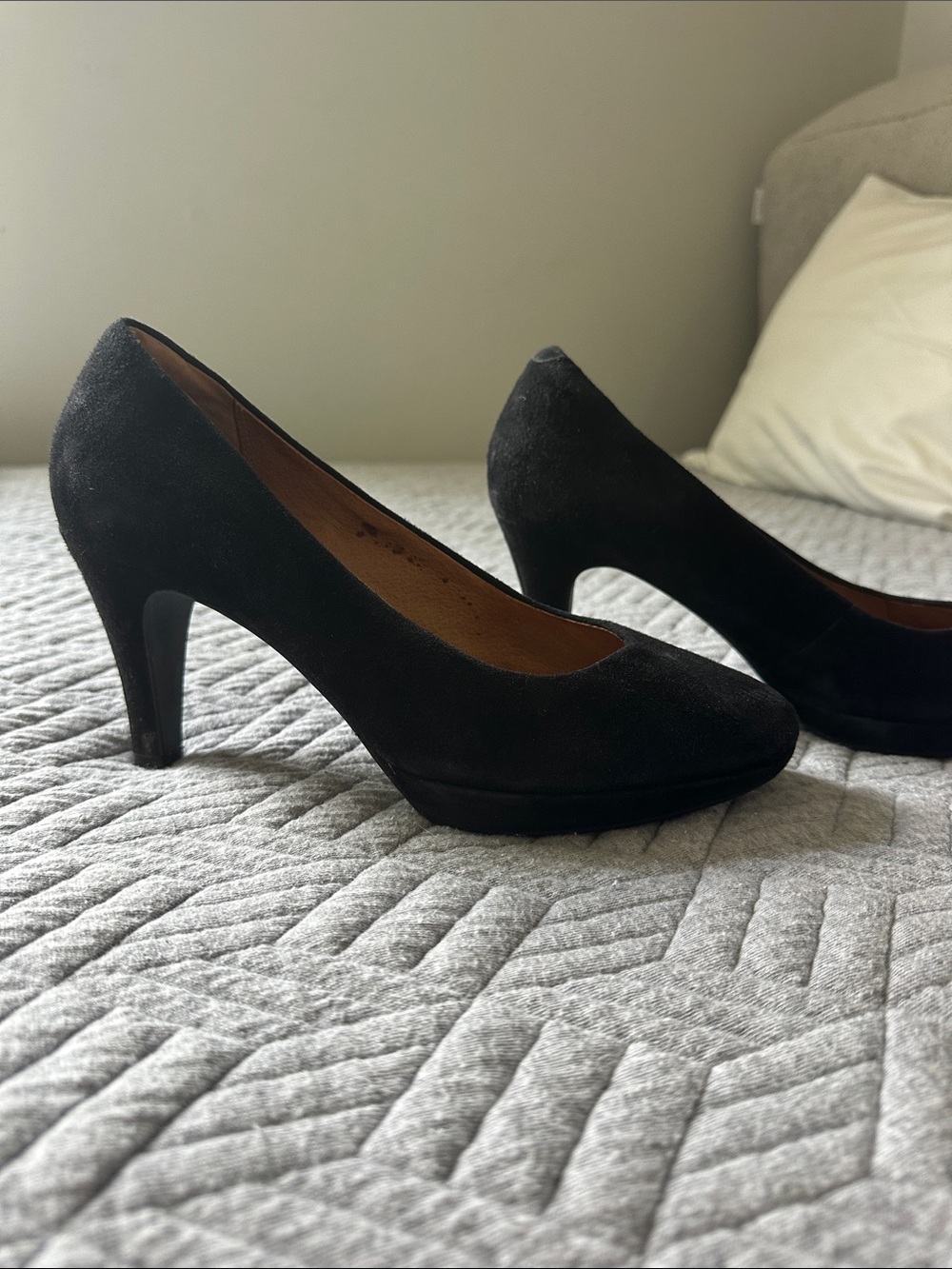 Clarks Black Suede Classic Mid-Heel Pumps